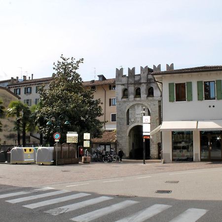 Casa Riva - Bilocale In Centro Storico Daire Dış mekan fotoğraf