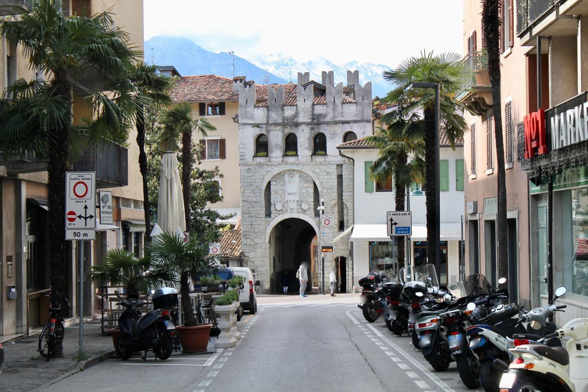 Casa Riva - Bilocale In Centro Storico Daire Dış mekan fotoğraf